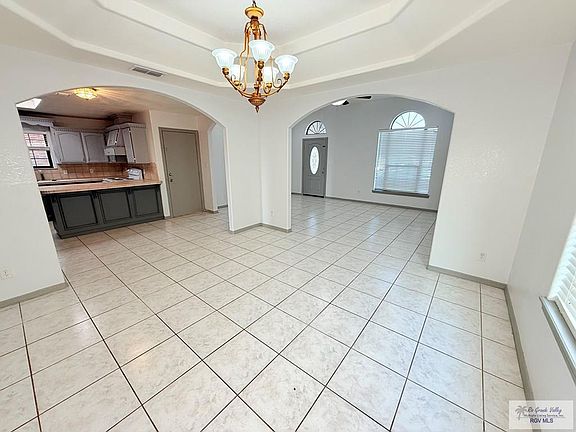 4th image of 1713 Bobcat Ln
