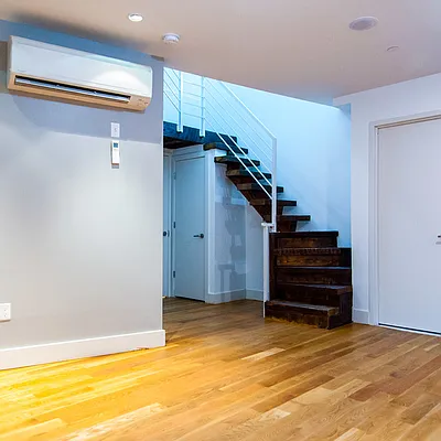 Rented by Nooklyn NYC LLC | media 39