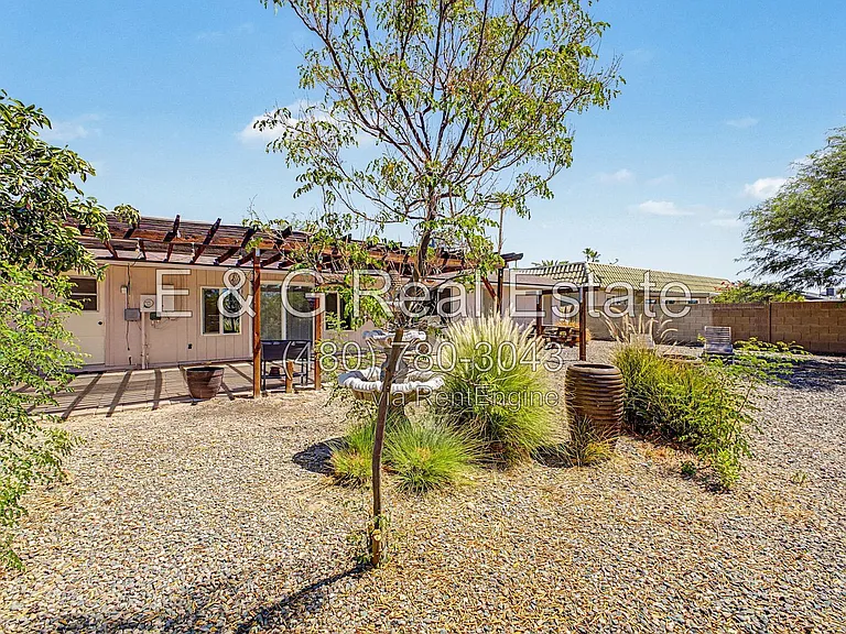9847 W Wrangler Dr — Photo 32