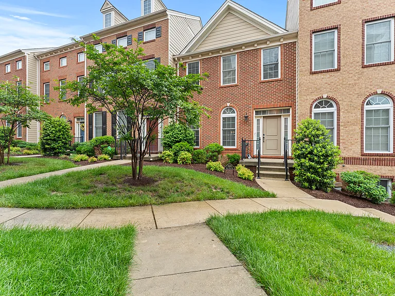 2605 Maple Rock Rd — Photo 1
