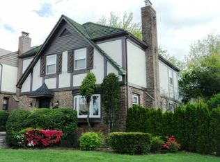 7585 181st St, Fresh Meadows, NY 11366