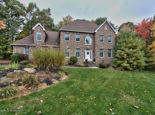 503 Ridgeview Cir, Clarks Summit, PA 18411