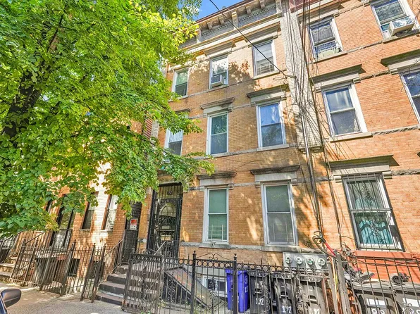 192 Hale Ave Floor 3, Brooklyn, NY 11208
