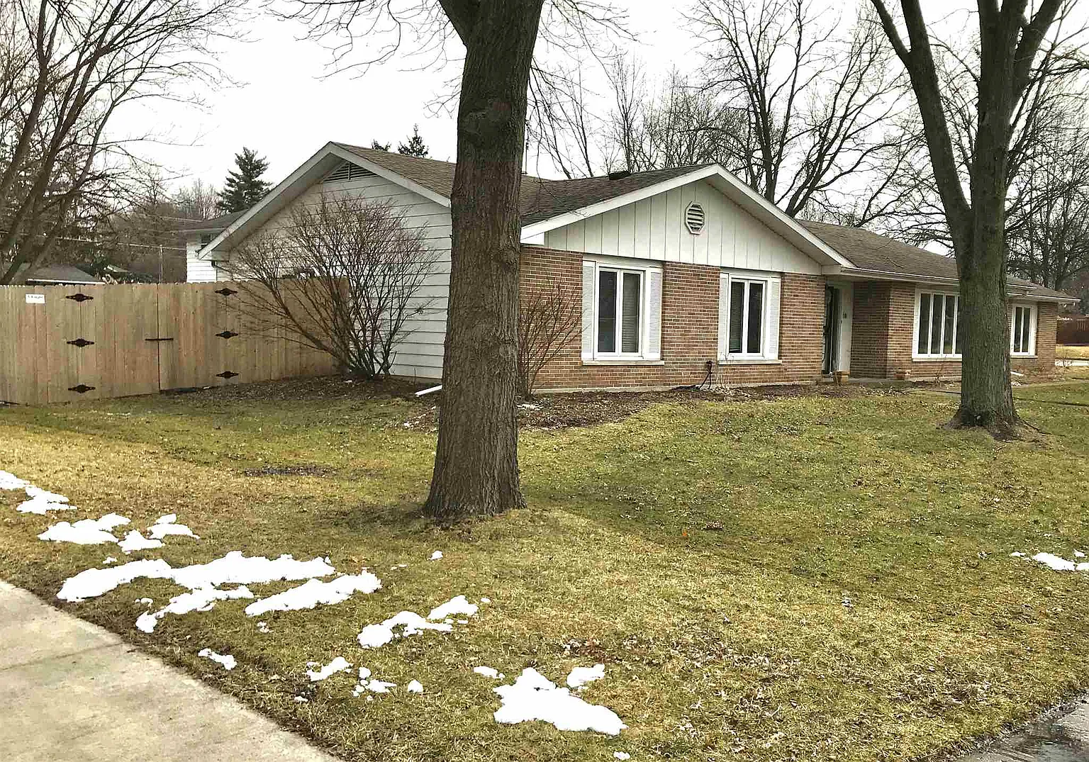 4712 Innsbruck Dr photo 1