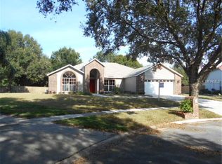 3903 Caravel Ln, Valrico, FL 33596