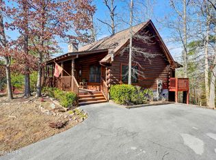 702 Harrier Court Way, Pigeon Forge, TN 37863