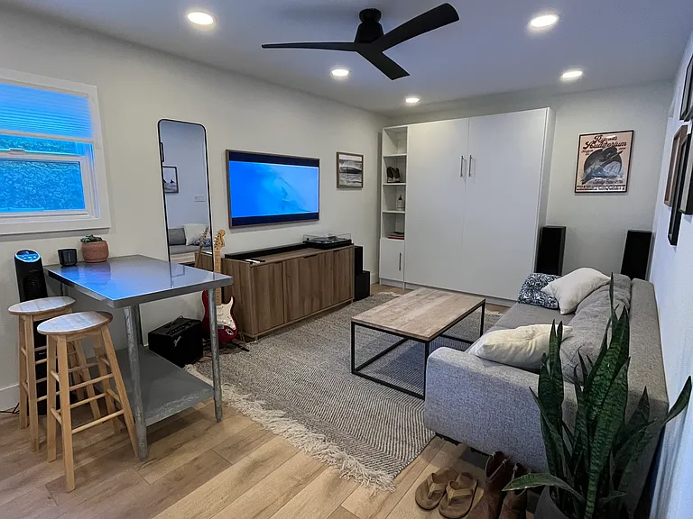 6233 E Bristol Rd #2 — Photo 6