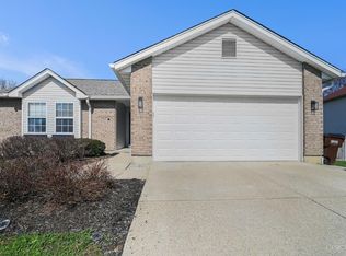 8 Robin Way, Amelia, OH 45102