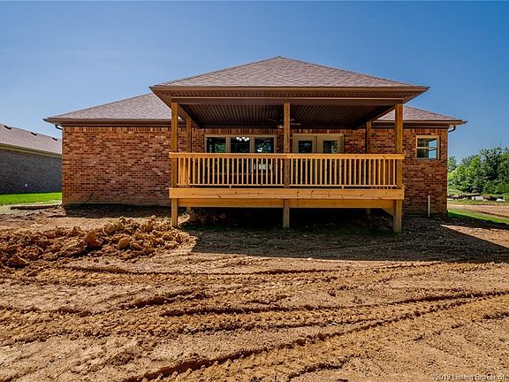 4th image of 419 Pine Drive Cir
