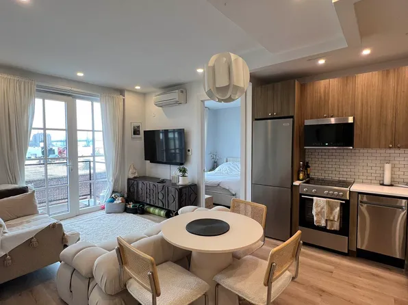 251 Front Street image 1 of 22