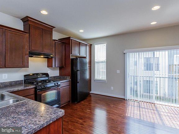 2nd image of 108 Shamrock Dr