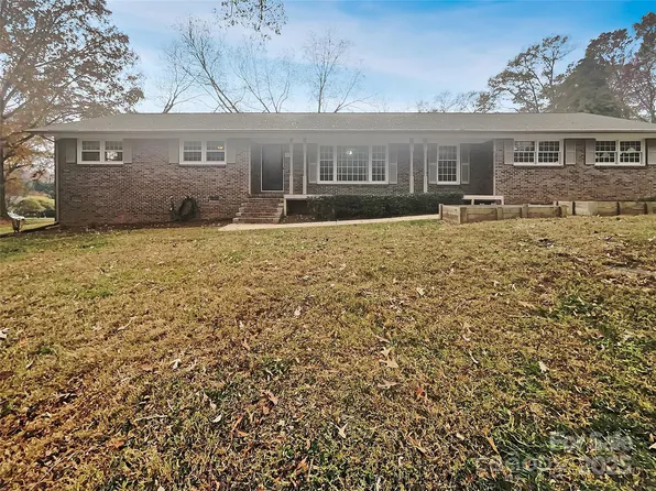3378 Tanglewood Dr, Rock Hill, SC 29732