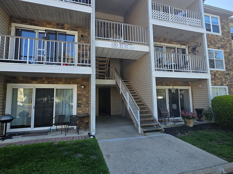 41 Aspen Ct