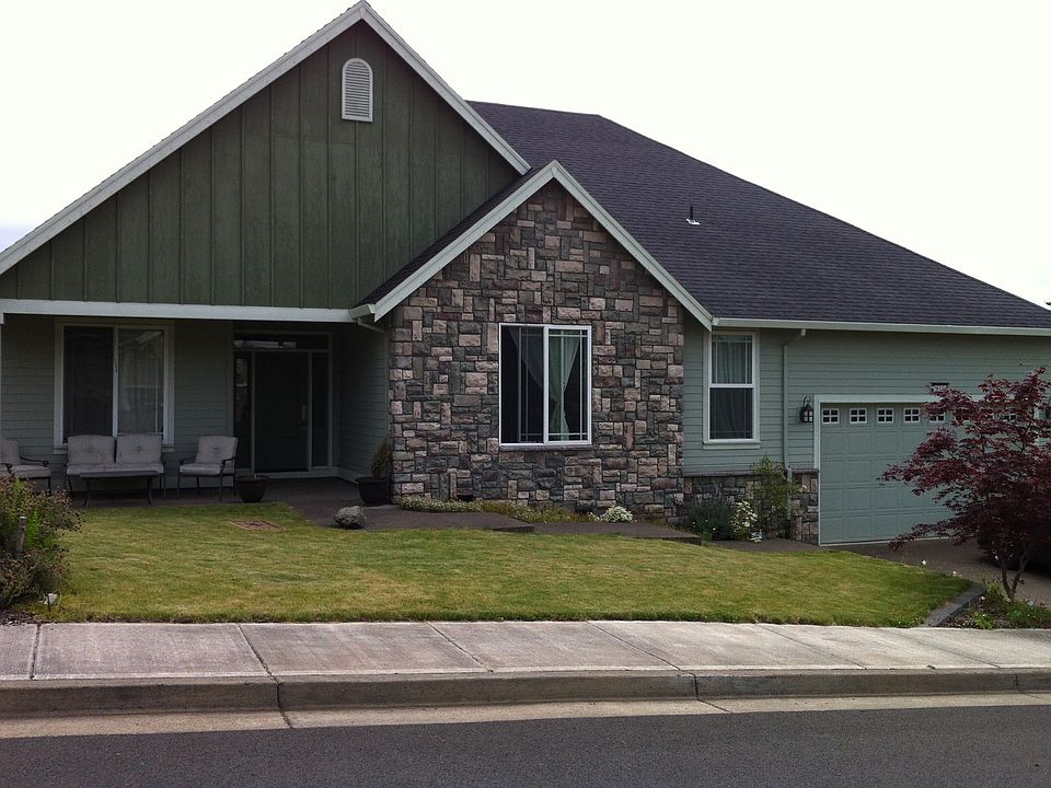 1st image of 20894 Yakima St NE