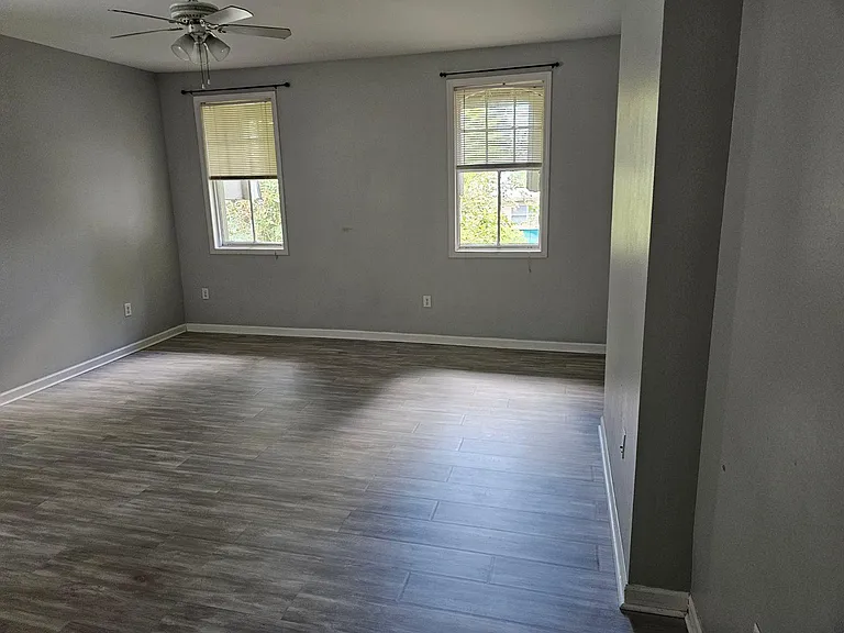 1410 Saint Andrew St #9 — Photo 4
