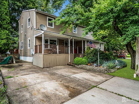 5th image of 9 Mason Ave