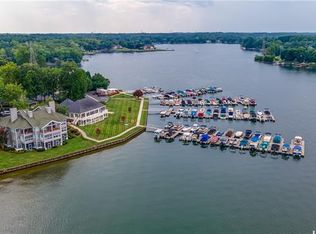 305 Lake Club Dr, Rock Hill, SC 29732