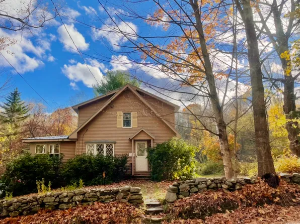 30 Birch Street, Winthrop, ME 04364