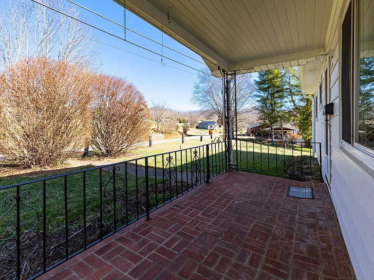 938 Ratcliff Cove Rd — Photo 4