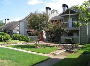 1000 Gladstell St, Conroe, TX 77304