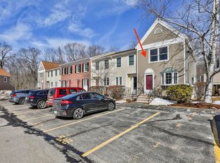 518 Fox Hollow Way, Manchester, NH 03104