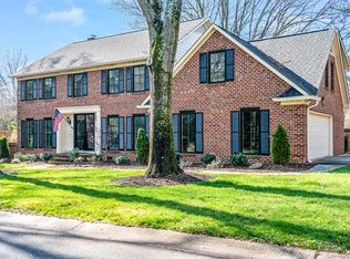 2424 Wolfe Ridge Rd, Charlotte, NC 28210