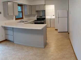 2406 Robert Rd, Eau Claire, WI 54703