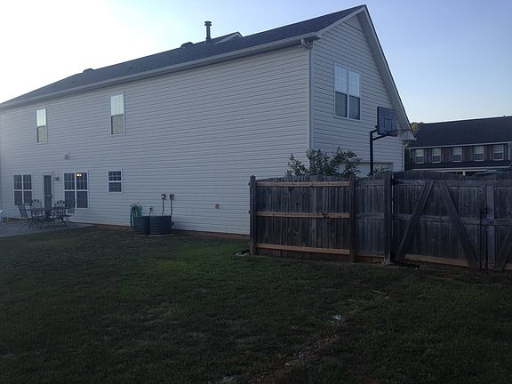 5th image of 2316 Autumn Knoll Dr