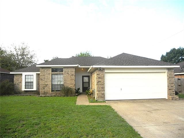 1st image of 1126 Cypress Dr