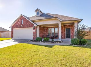 3606 Royal Ct, Midlothian, TX 76065