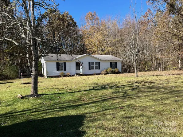 299 Stikeleather Rd, Hiddenite, NC 28636