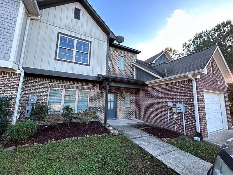 1st image of 585 Polo Way
