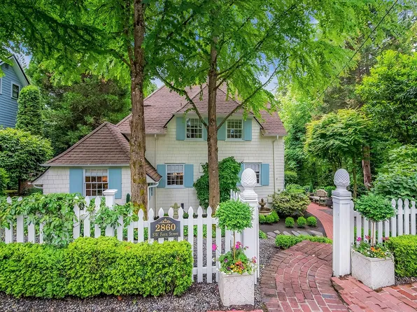 Fern House, 2860 SW Fern St, Portland, OR 97201