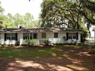 769 Eddings Point Rd, Saint Helena Island, SC 29920