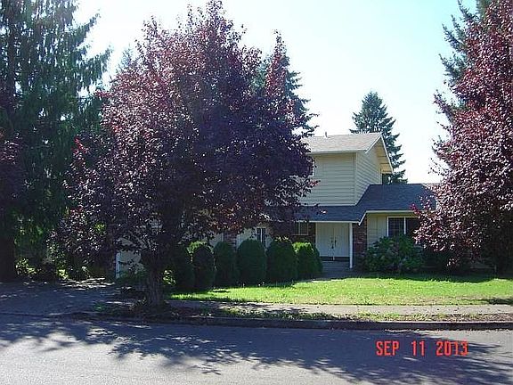 2nd image of 1315 Pike St NE