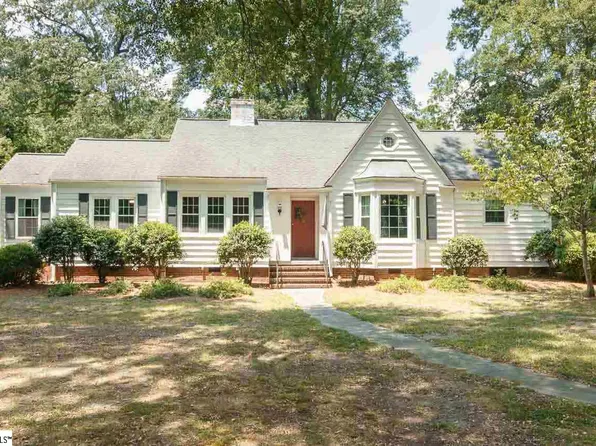 202 S Jones St, Clinton, SC 29325