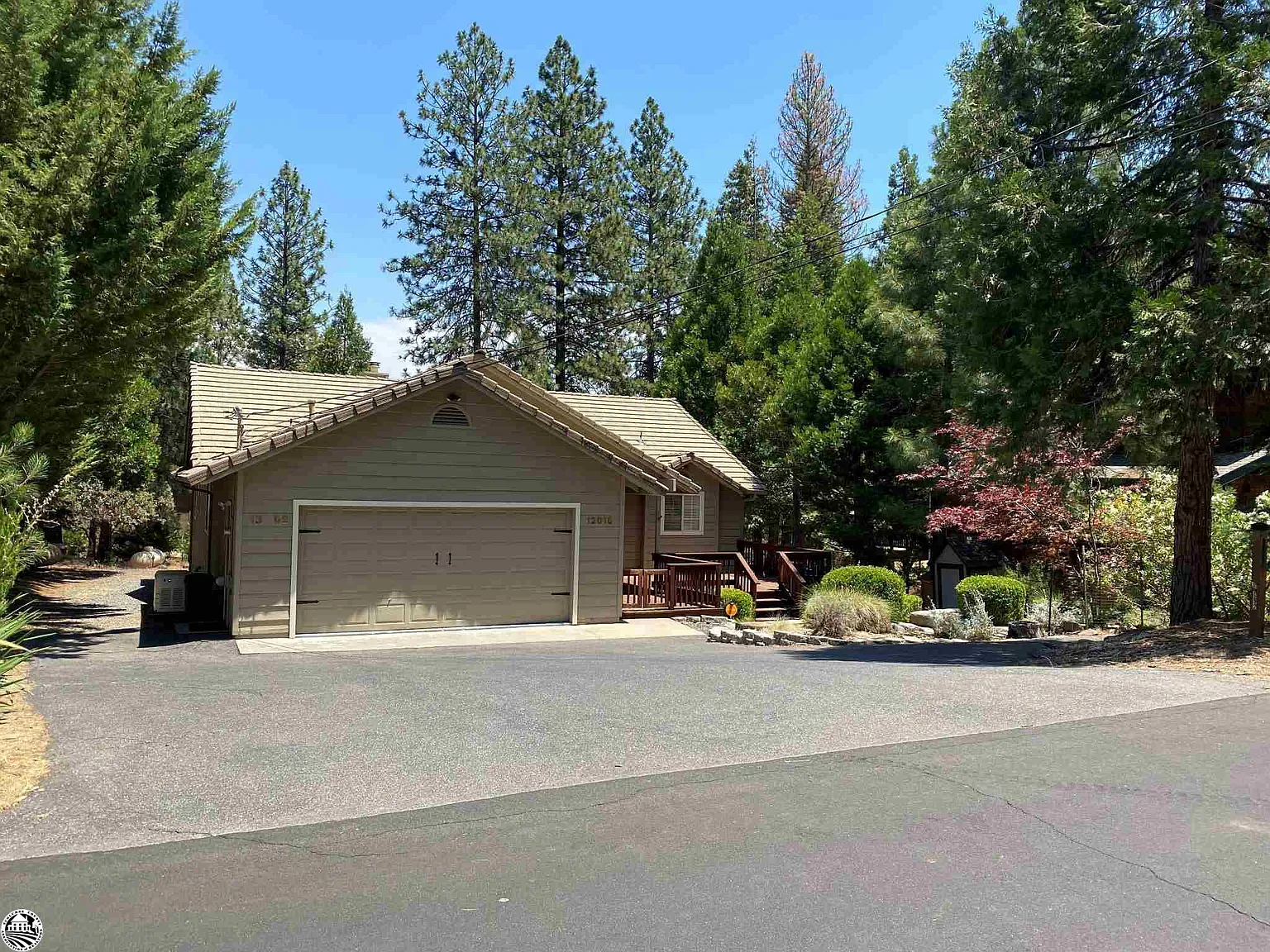 12015 Breckenridge Rd photo 1