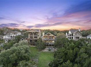 717 Riviera Dr, Canyon Lake, TX 78133