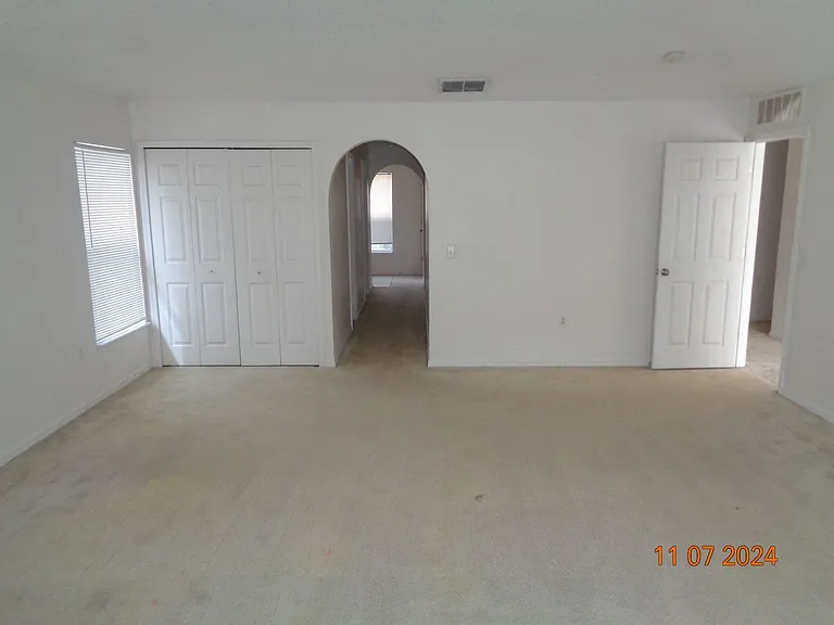 1914 Lynn River Dr — Photo 25