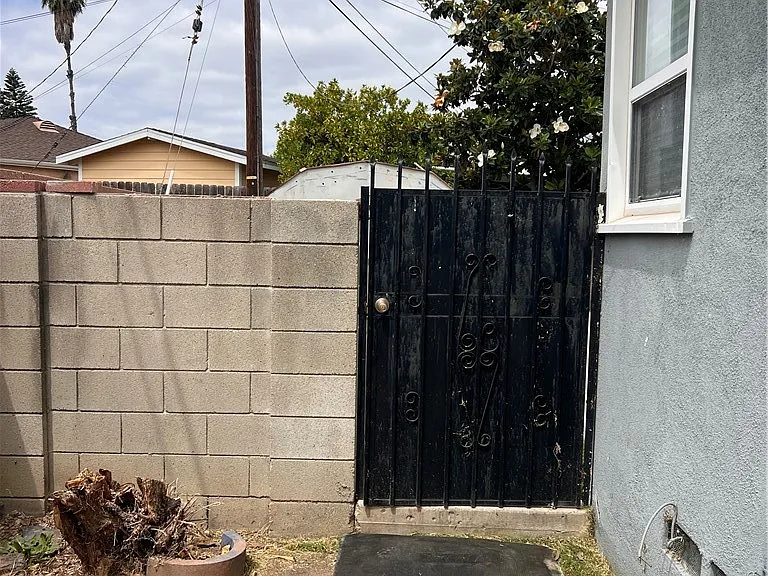 6607 Aura Ave — Photo 24