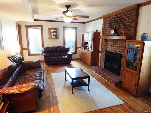 4th image of 9618 Wendhurst Dr