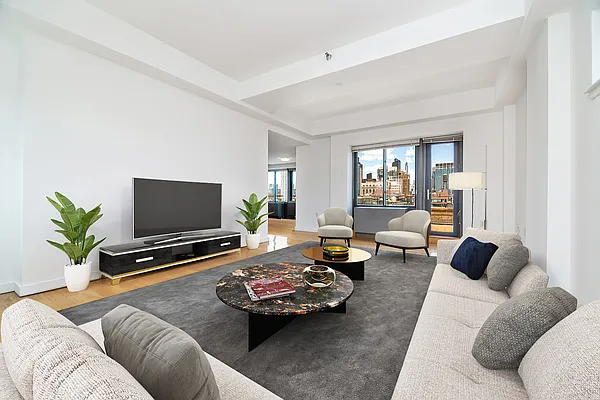 Rented by REAL New York | media 9