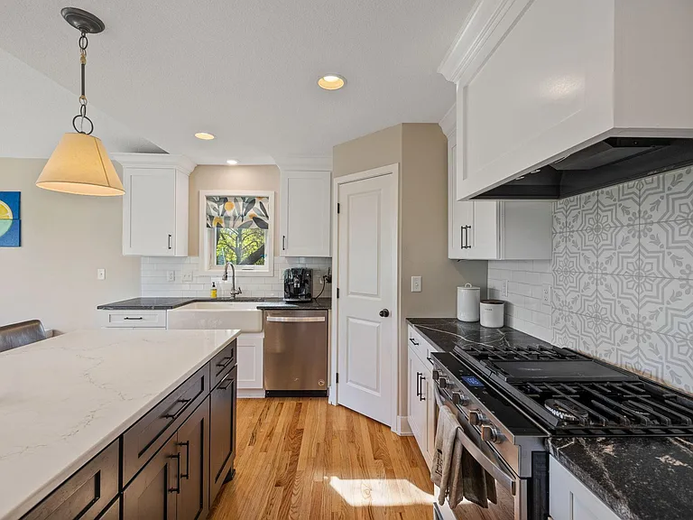 7080 Redwing Ln — Photo 9