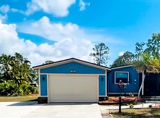 133 Las Palmas Blvd #133, North Fort Myers, FL 33903