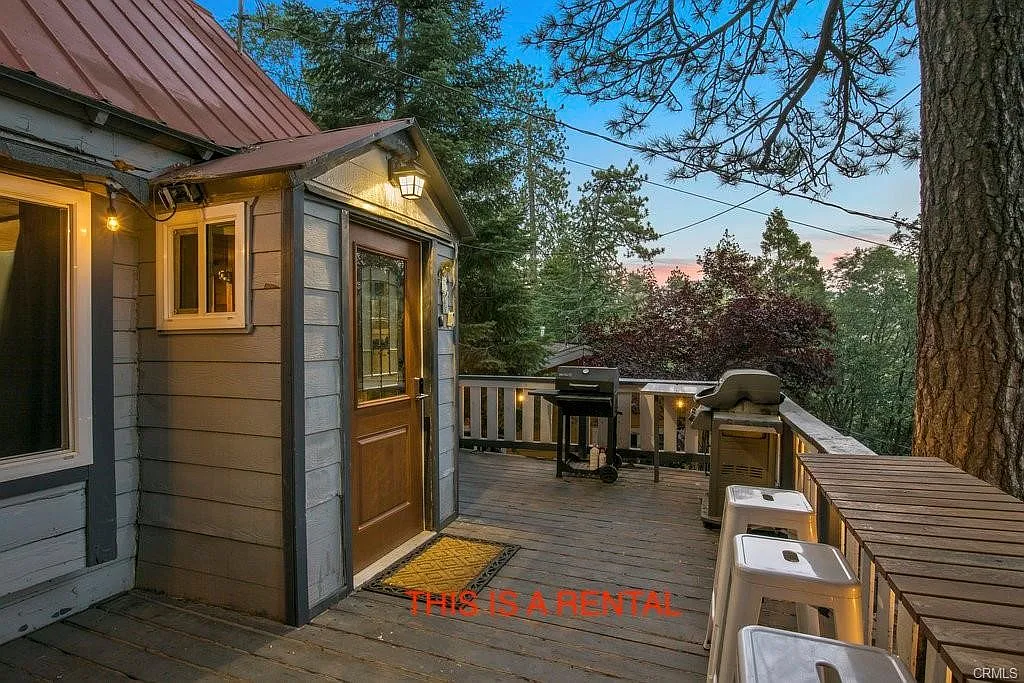Building Photo - 23882 Springwater Rd