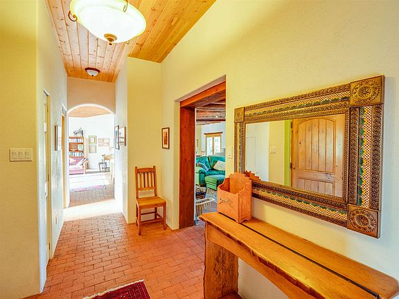 5th image of 184 Paseo Penasco St