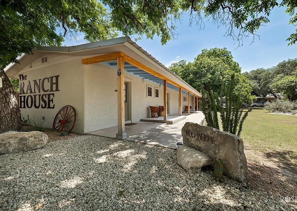 1st image of 20290 Playland Park Rd