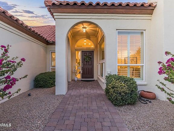 2nd image of 2514 E MONTEBELLO Avenue