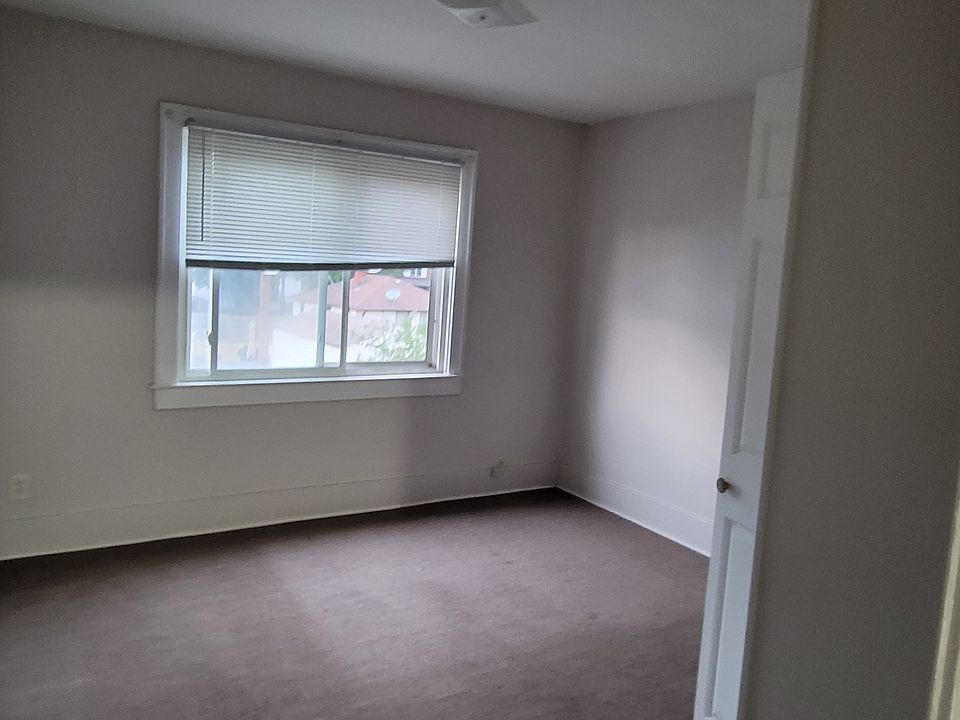5081 Fredro St #2, photo 3