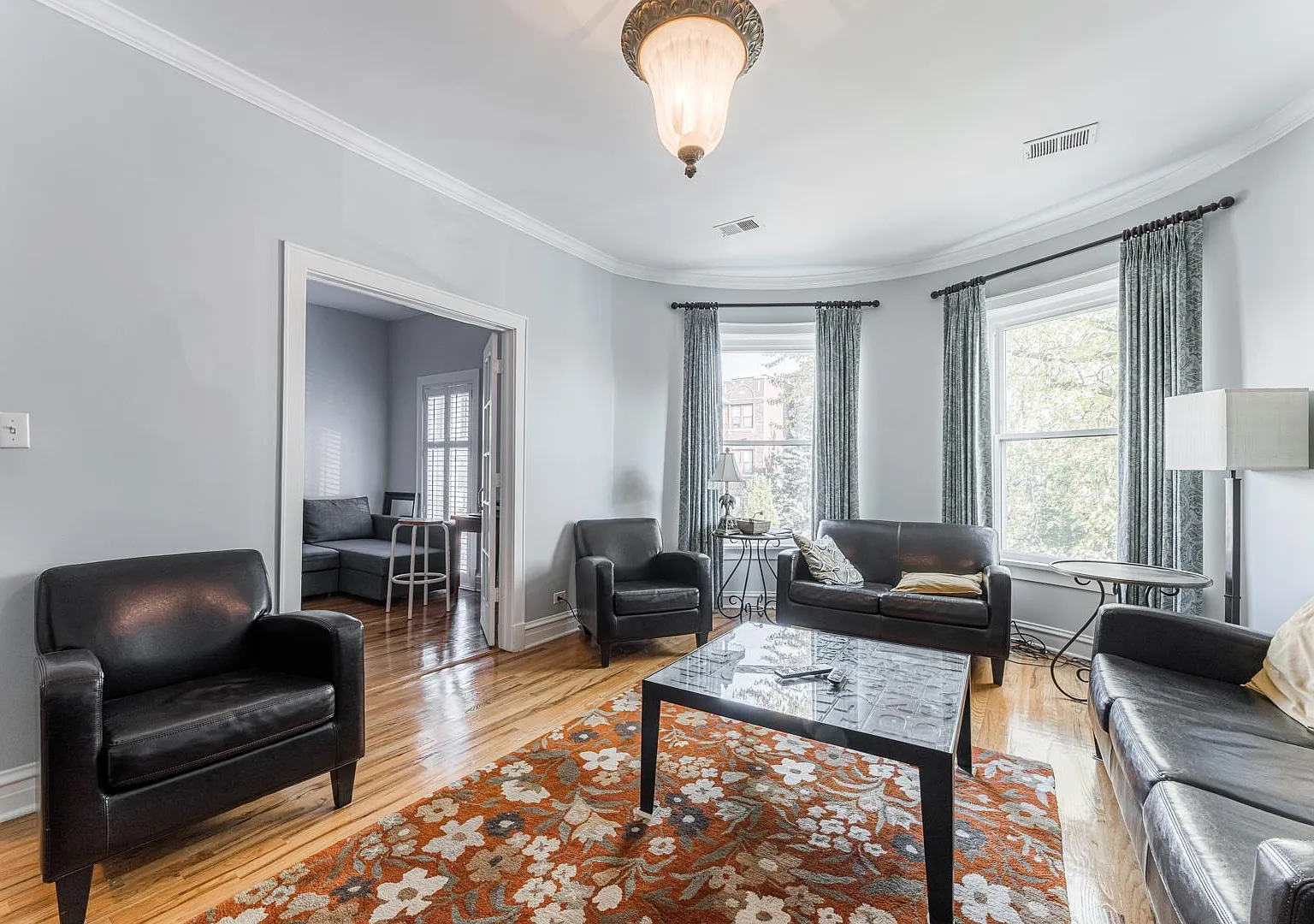 3 bed, 1450 sqft, $2,500 — Photo 3